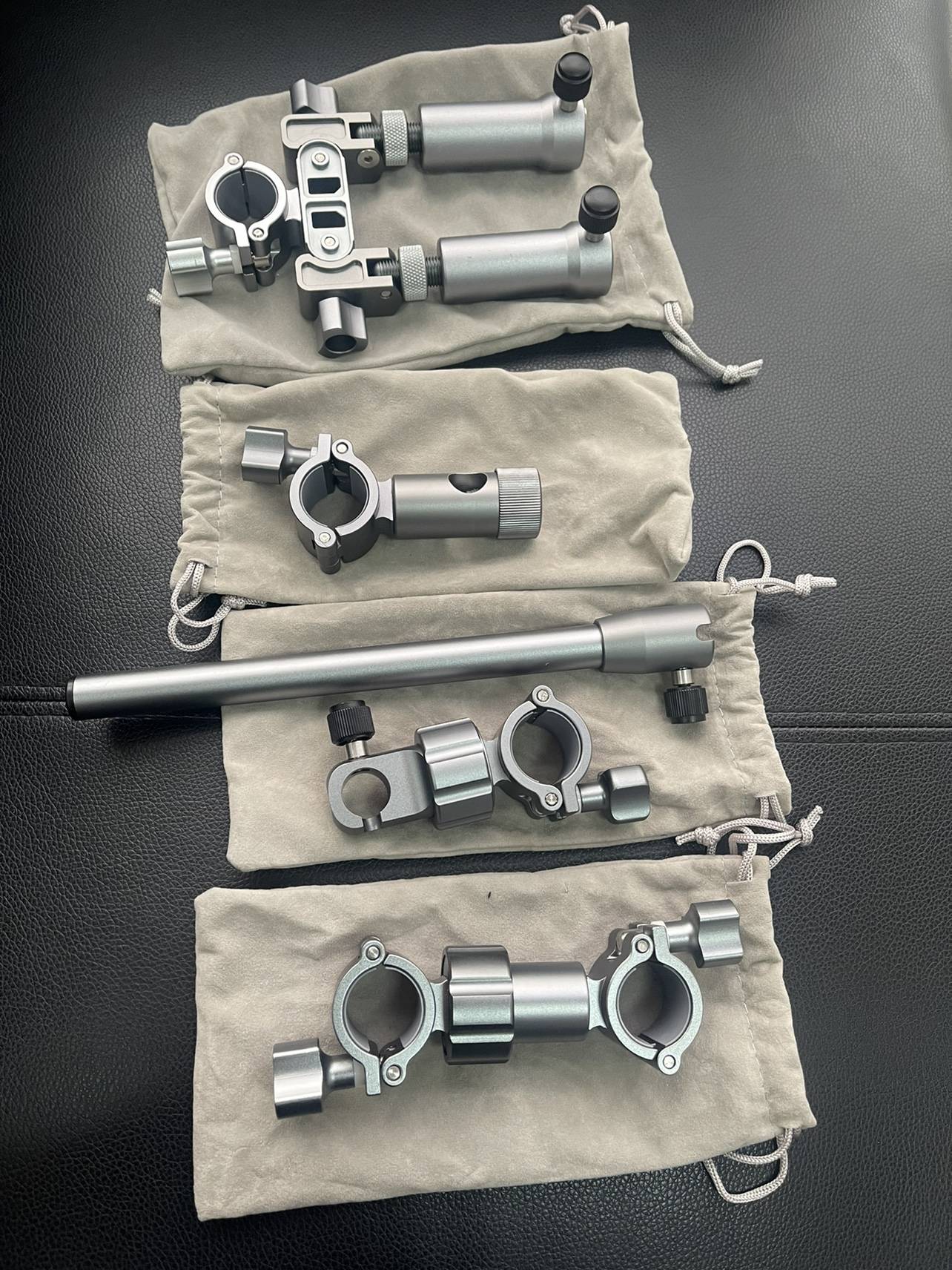 Five sets of two cannons (two cannons + bait frame + bait pole + umbrella frame + fish shelf)
